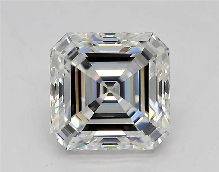 1.95ct Square emerald Lab Grown Diamond (Colour E, Clarity VVS2, IGI Certified)
