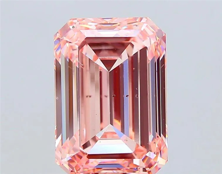 10.00ct Emerald Lab Grown Diamond (Colour Fancy Vivid Pink, Clarity VS2, IGI Certified)