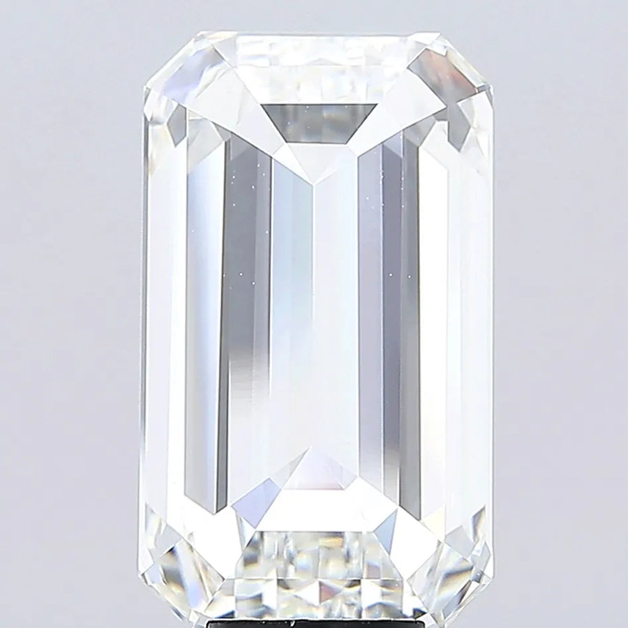 10.01ct Emerald Lab Grown Diamond (Colour G, Clarity VVS2, IGI Certified)