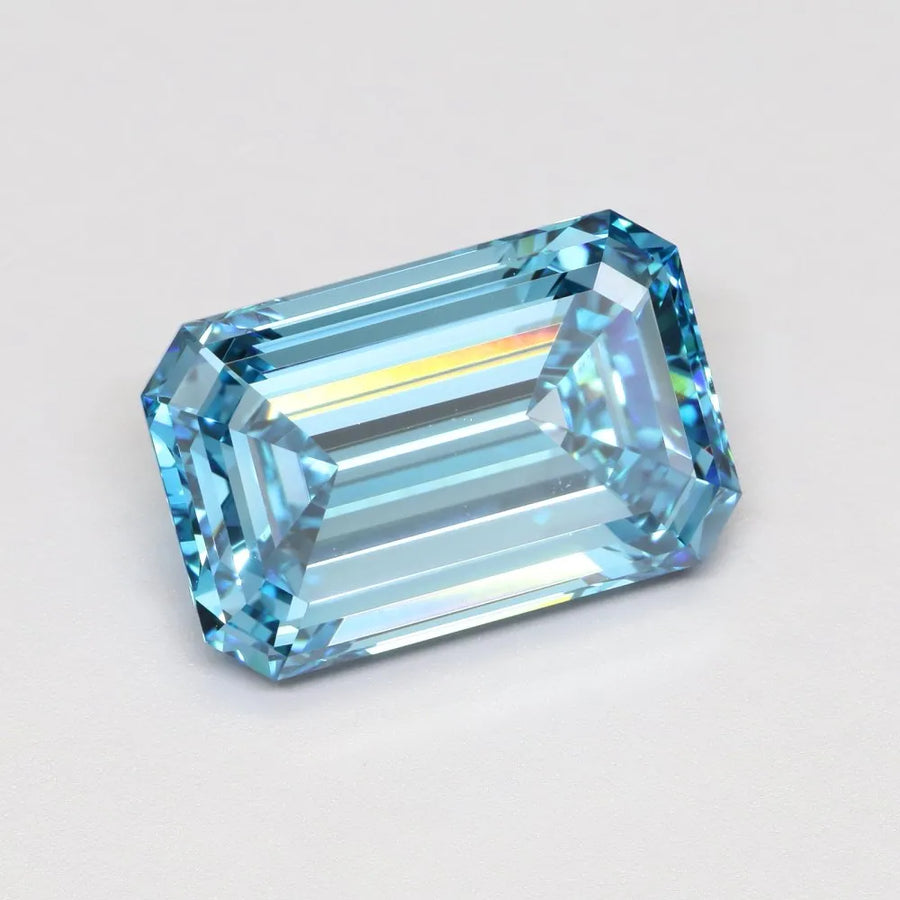 10.04ct Emerald Lab Grown Diamond (Colour Fancy Vivid Blue, Clarity VVS2, IGI Certified)