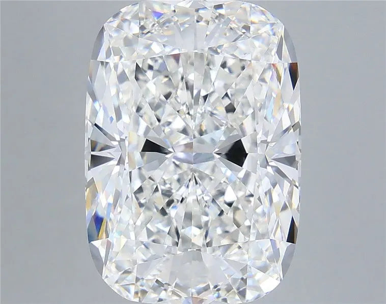 10.09ct Cushion modified Lab Grown Diamond (Colour E, Clarity VVS2, IGI Certified)