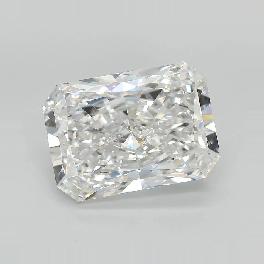 10.31ct Radiant Lab Grown Diamond (Colour E, Clarity VVS2, IGI Certified)