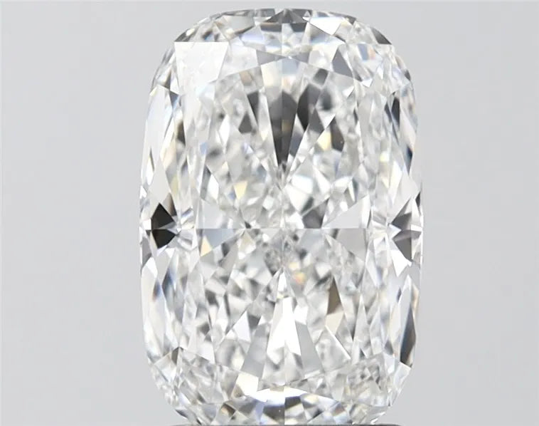 2.52ct Cushion modified Lab Grown Diamond (Colour E, Clarity VVS2, IGI Certified)