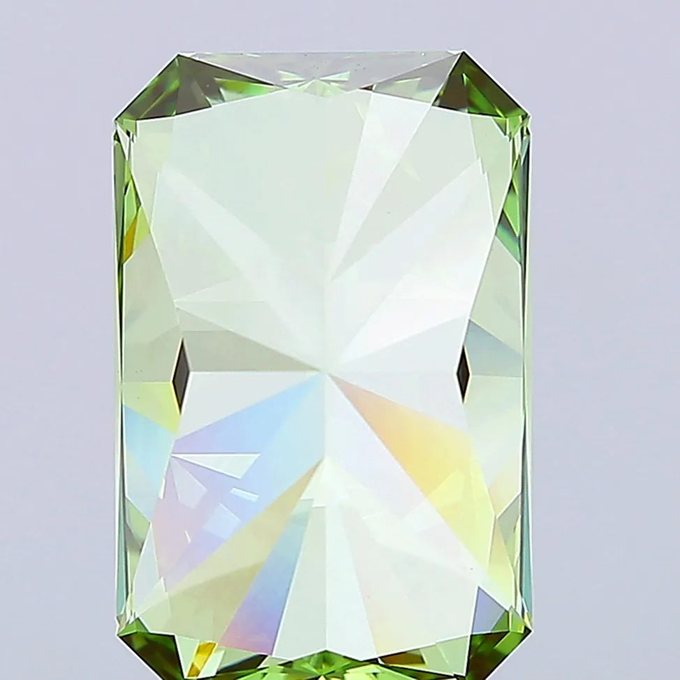 11.05ct Radiant Lab Grown Diamond (Colour Fancy Vivid Green, Clarity VVS2, IGI Certified)