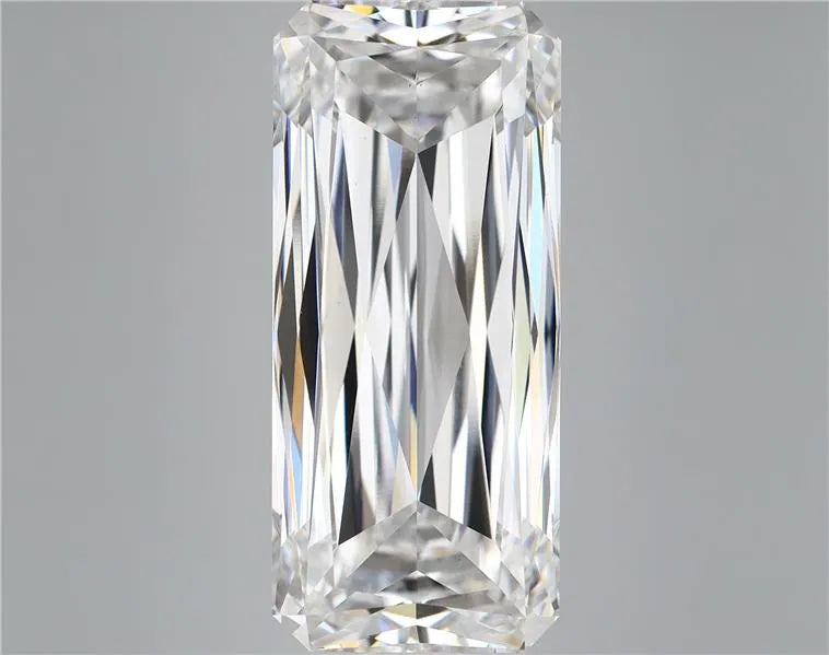 11.98ct Radiant Lab Grown Diamond (Colour E, Clarity VS2, IGI Certified)