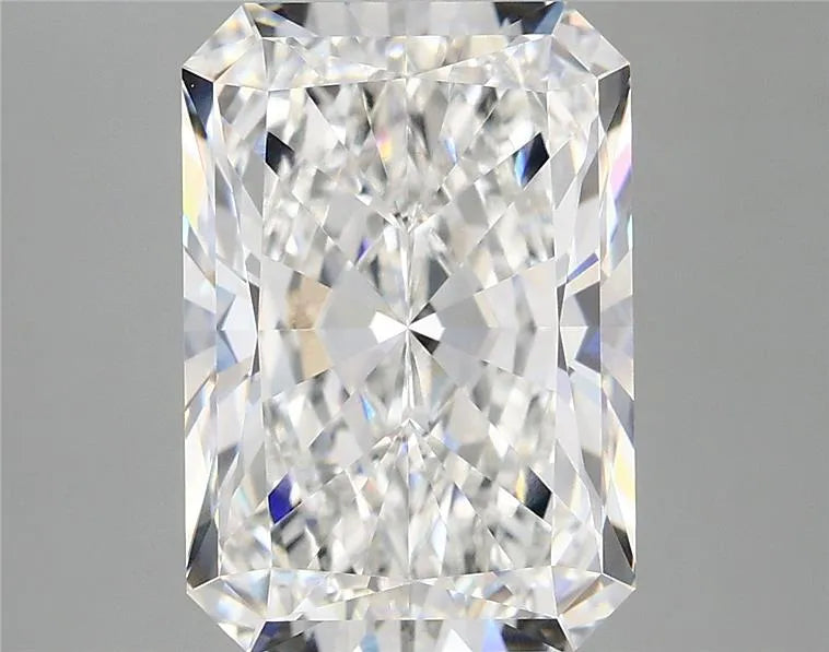 5.08ct Radiant Lab Grown Diamond (Colour E, Clarity VVS2, IGI Certified)