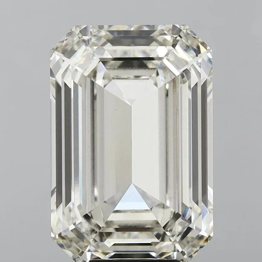 12.06ct Emerald Lab Grown Diamond (Colour I, Clarity VS1, IGI Certified)
