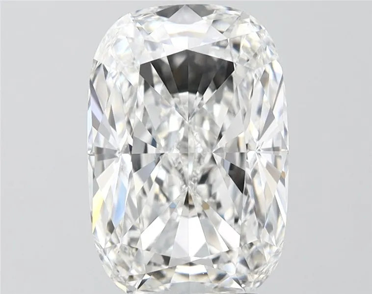 4.09ct Cushion modified Lab Grown Diamond (Colour E, Clarity VVS1, IGI Certified)