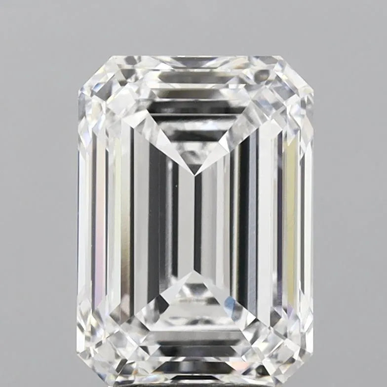 4.29ct Emerald Lab Grown Diamond (Colour E, Clarity VVS2, IGI Certified)