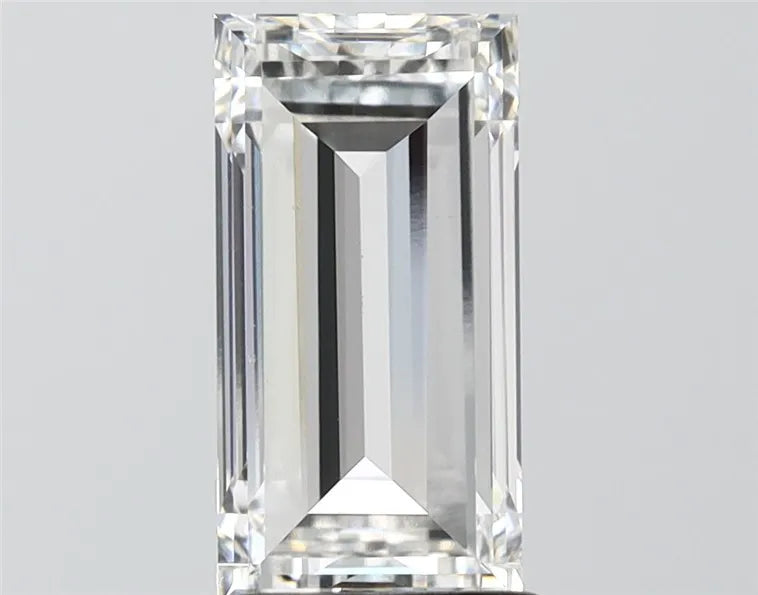 2.55ct Baguette Lab Grown Diamond (Colour F, Clarity VVS2, IGI Certified)