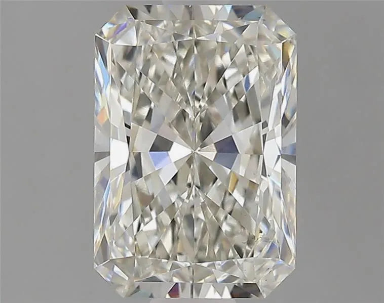 2.10ct Radiant Lab Grown Diamond (Colour H, Clarity VS2, IGI Certified)