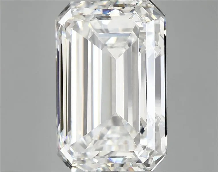 15.24ct Emerald Lab Grown Diamond (Colour F, Clarity VVS2, IGI Certified)