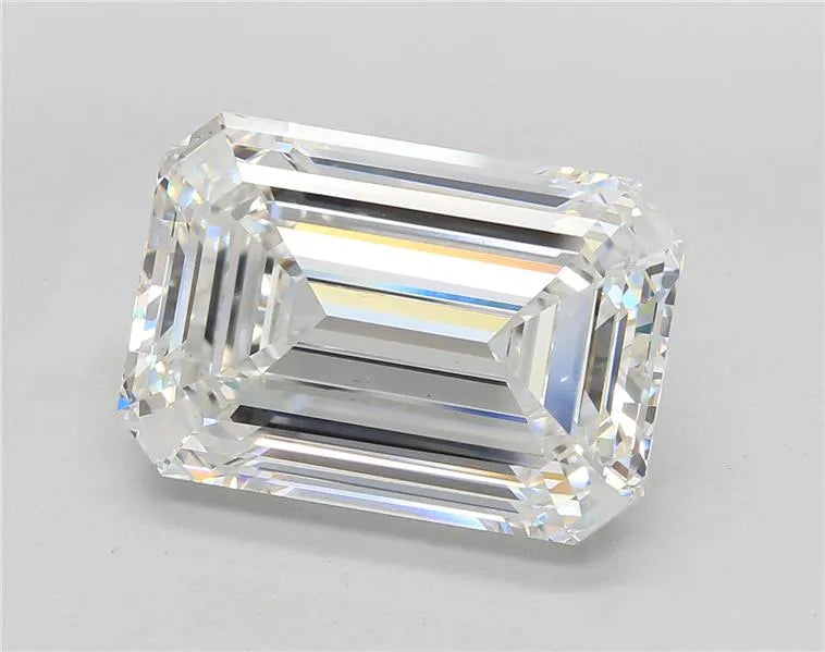 15.25ct Emerald Lab Grown Diamond (Colour E, Clarity VS2, IGI Certified)