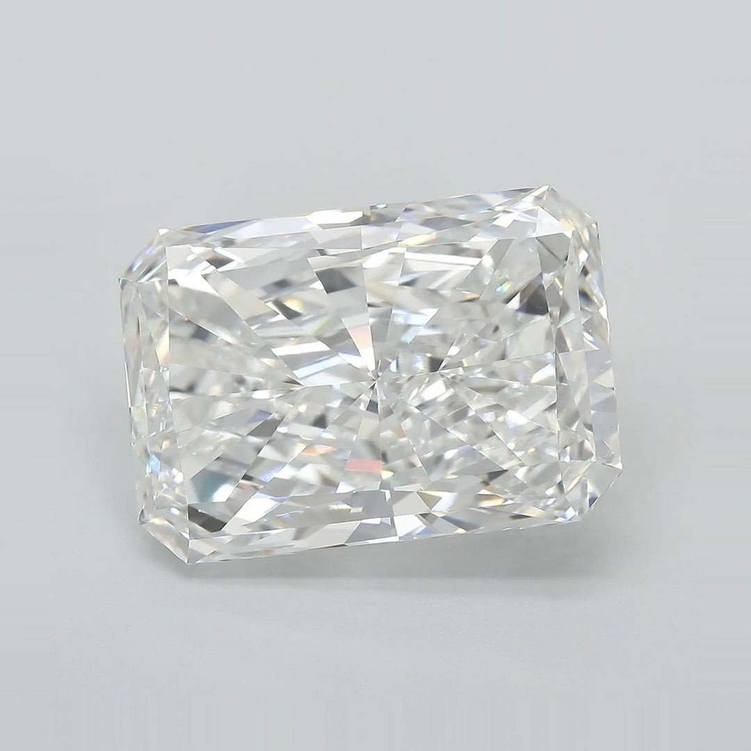 14.44ct Radiant Lab Grown Diamond (Colour G, Clarity VVS2, IGI Certified)