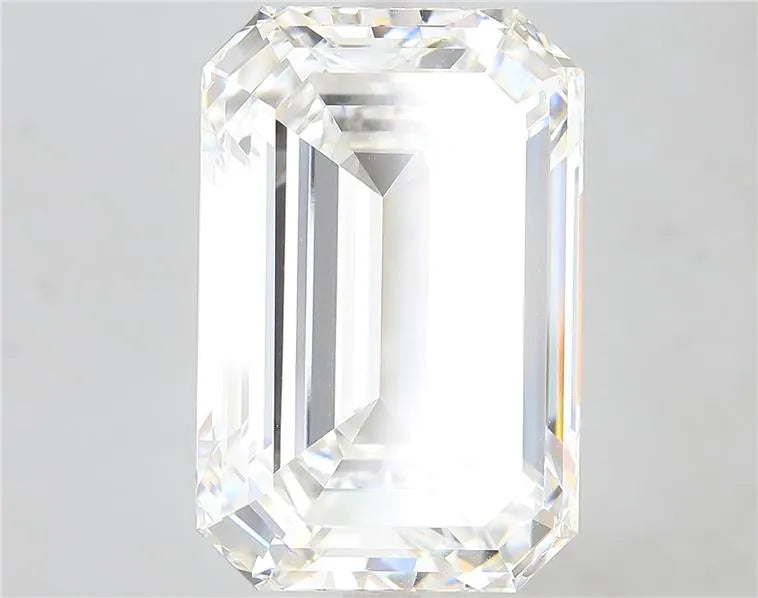 17.41ct Emerald Lab Grown Diamond (Colour F, Clarity VVS2, IGI Certified)