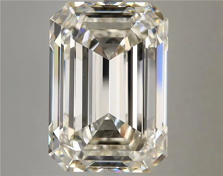 17.93ct Emerald Lab Grown Diamond (Colour I, Clarity VS1, IGI Certified)