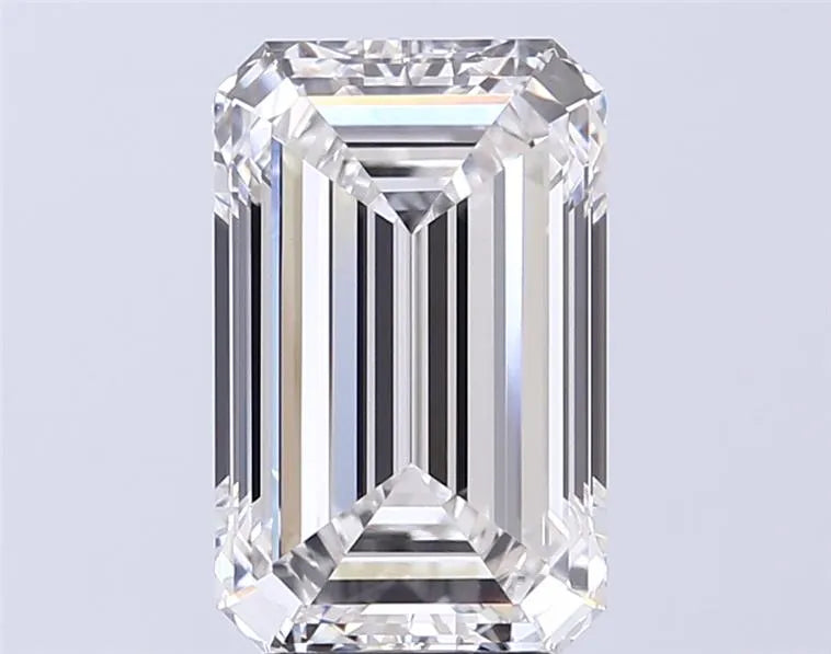 5.01ct Emerald Lab Grown Diamond (Colour F, Clarity VVS2, IGI Certified)