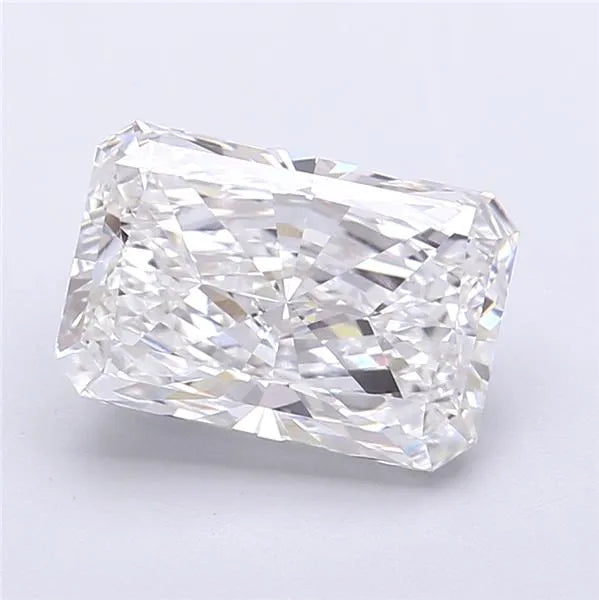 3.12ct Radiant Lab Grown Diamond (Colour D, Clarity VVS2, IGI Certified)