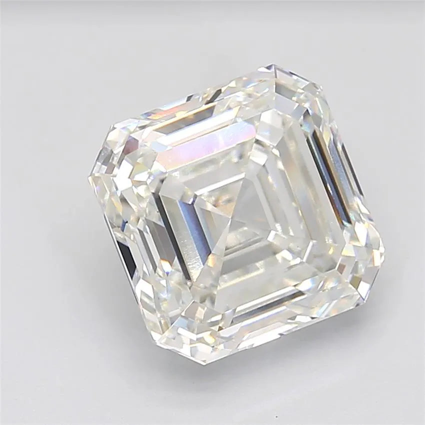 12.47ct Square emerald Lab Grown Diamond (Colour F, Clarity VS1, IGI Certified)