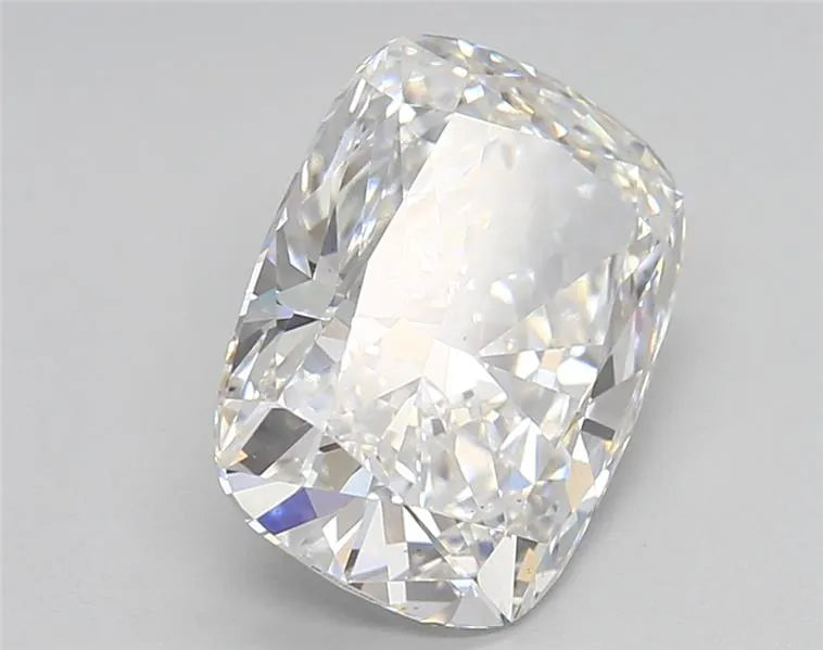 3.35ct Cushion modified Lab Grown Diamond (Colour F, Clarity VS1, IGI Certified)