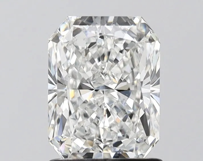 1.50ct Radiant Lab Grown Diamond (Colour F, Clarity VVS2, IGI Certified)