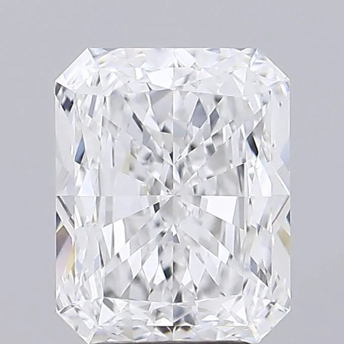3.74ct Radiant Lab Grown Diamond (Colour D, Clarity VVS1, IGI Certified)