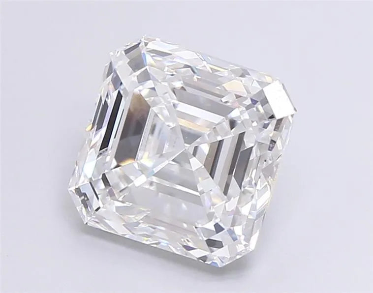 5.01ct Square emerald Lab Grown Diamond (Colour E, Clarity VVS2, IGI Certified)