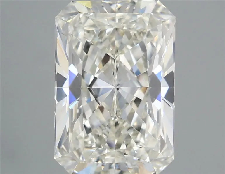 3.53ct Radiant Lab Grown Diamond (Colour H, Clarity VS1, IGI Certified)
