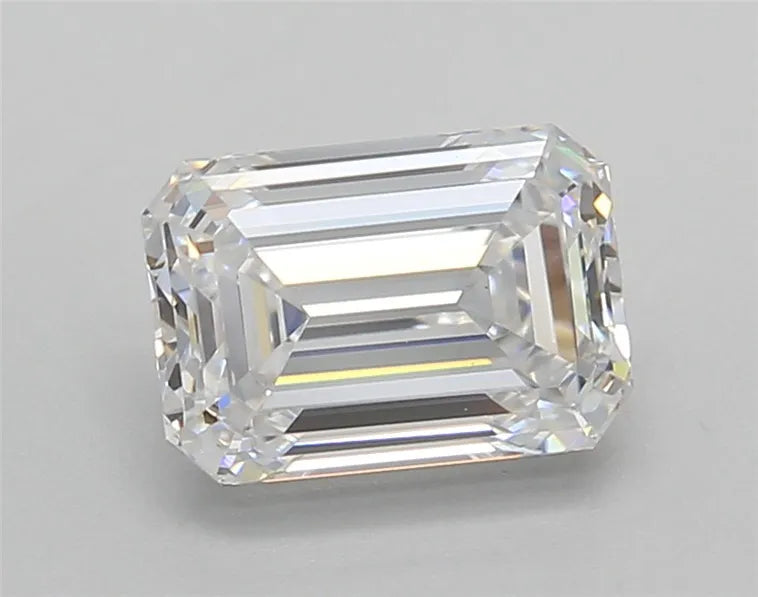 2.00ct Emerald Lab Grown Diamond (Colour D, Clarity VVS2, Cut VG, IGI Certified)