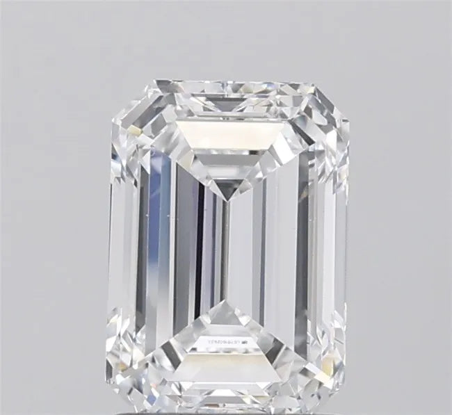 2.00ct Emerald Lab Grown Diamond (Colour D, Clarity VVS2, IGI Certified)