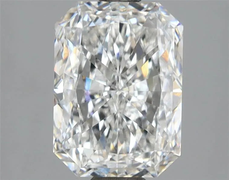 2.00ct Radiant Lab Grown Diamond (Colour E, Clarity IF, IGI Certified)