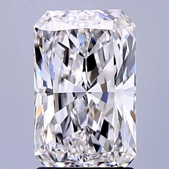 2.00ct Radiant Lab Grown Diamond (Colour E, Clarity VVS1, IGI Certified)