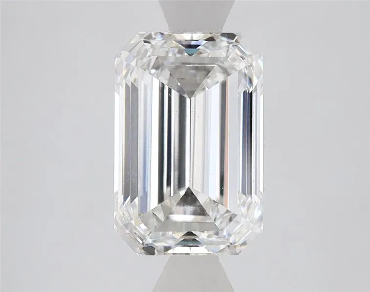 2.01ct Emerald Lab Grown Diamond (Colour E, Clarity VS2, IGI Certified)