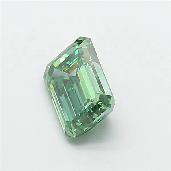 2.01ct Emerald Lab Grown Diamond (Colour Fancy Vivid Green, Clarity VVS2, IGI Certified)