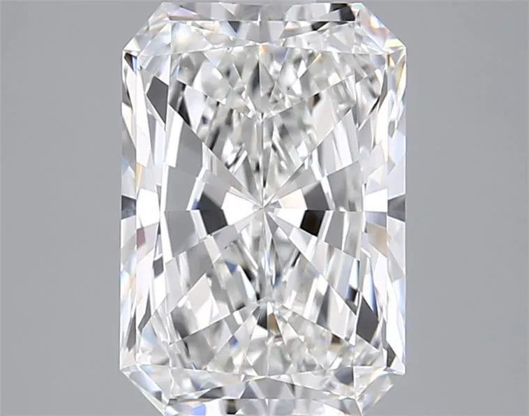 2.01ct Radiant Lab Grown Diamond (Colour G, Clarity VVS1, IGI Certified)