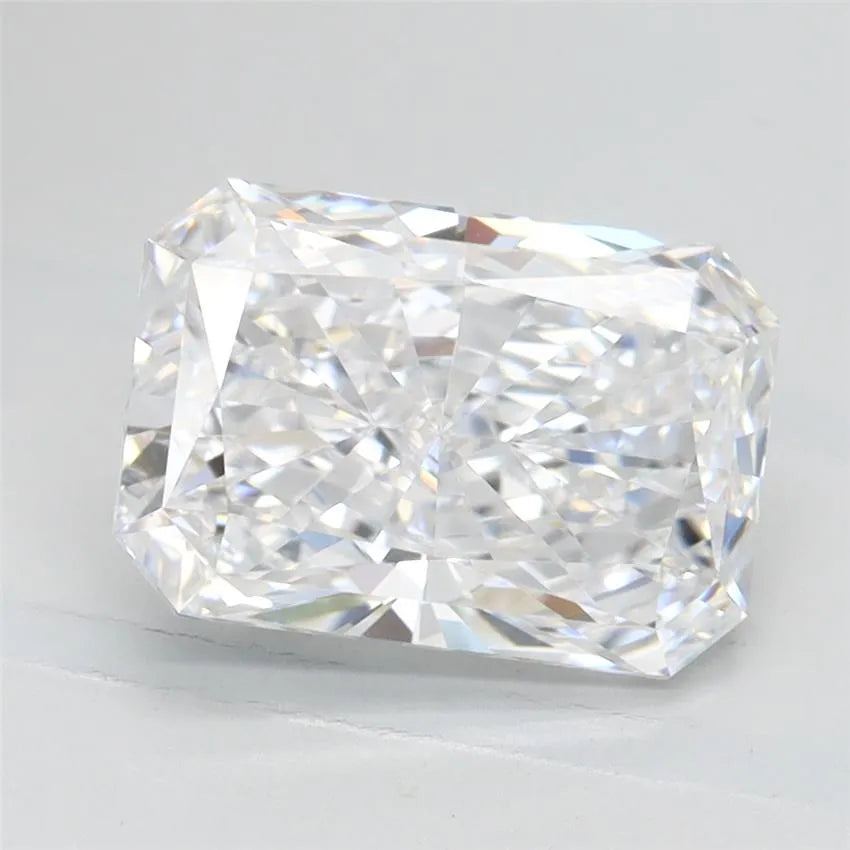 2.02ct Radiant Lab Grown Diamond (Colour D, Clarity IF, Cut EX, IGI Certified)