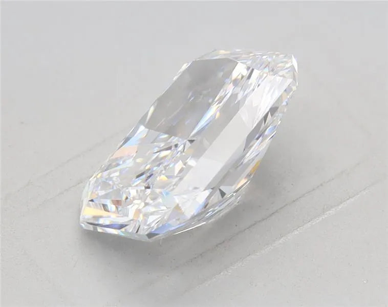 2.02ct Radiant Lab Grown Diamond (Colour D, Clarity VS1, GIA Certified)