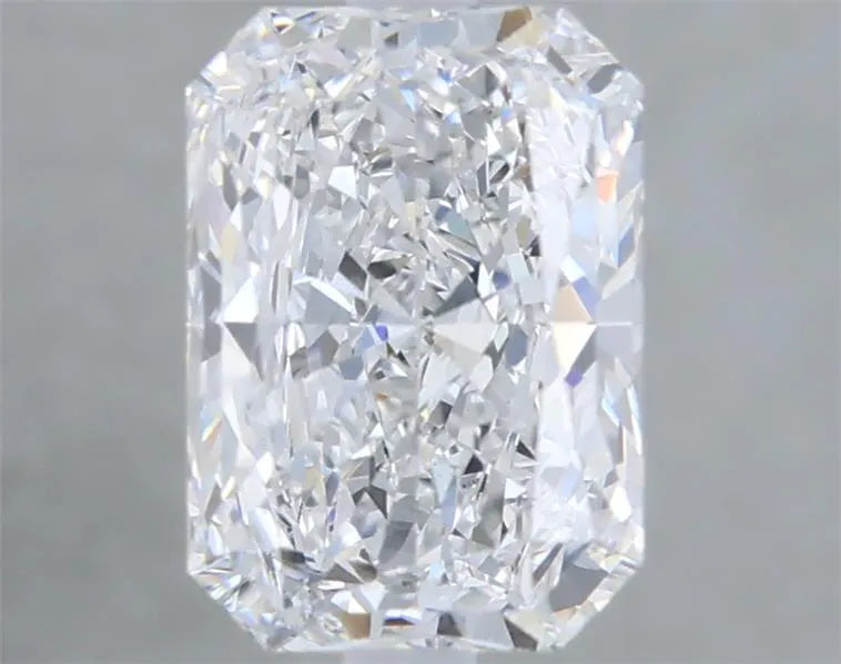 2.02ct Radiant Lab Grown Diamond (Colour D, Clarity VS2, IGI Certified)