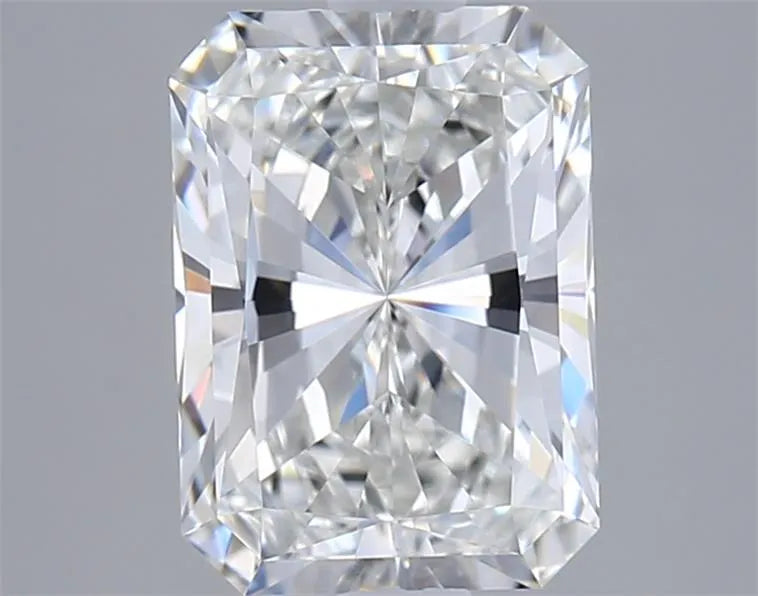 2.02ct Radiant Lab Grown Diamond (Colour E, Clarity VVS1, IGI Certified)