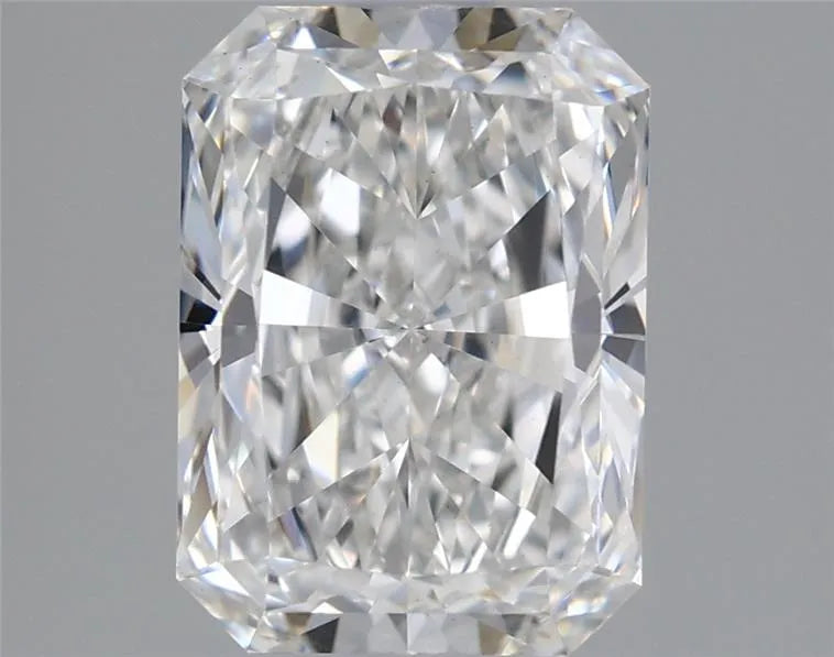 2.03ct Radiant Lab Grown Diamond (Colour E, Clarity VVS2, IGI Certified)