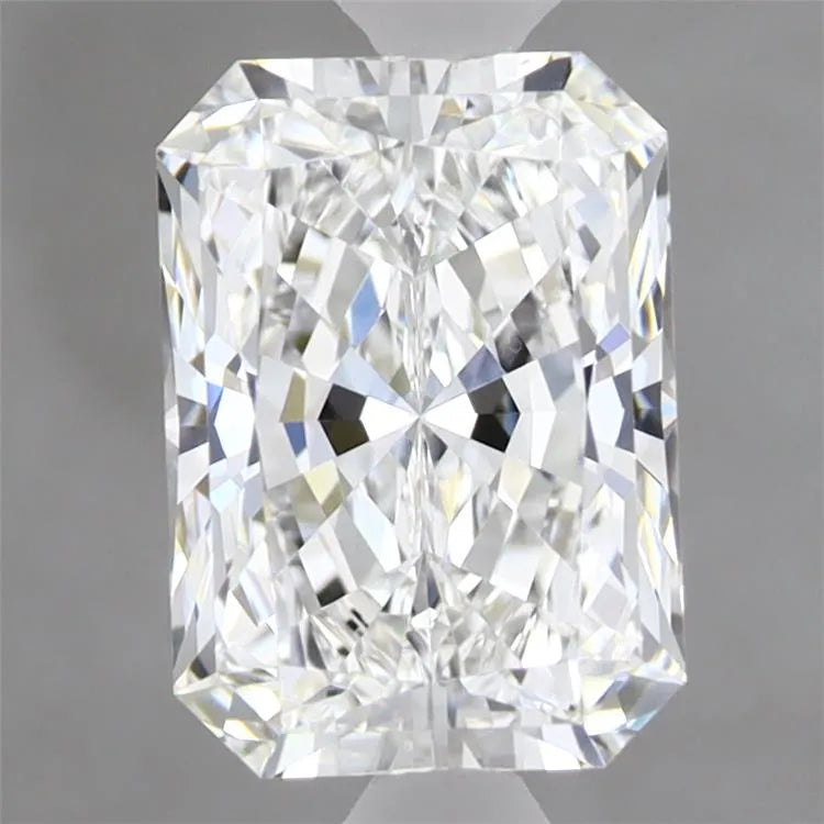 2.04ct Radiant Lab Grown Diamond (Colour E, Clarity VVS2, IGI Certified)