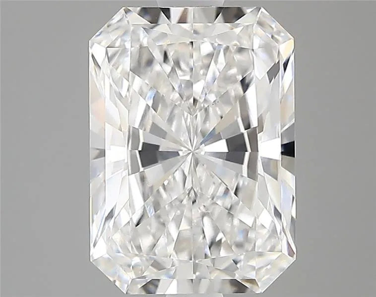 2.04ct Radiant Lab Grown Diamond (Colour E, Clarity VVS2, IGI Certified)
