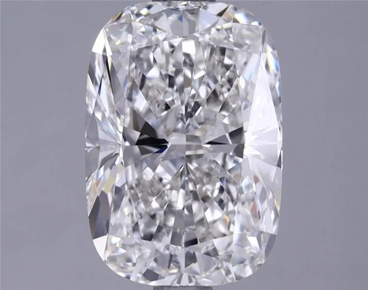 2.05ct Cushion brilliant Lab Grown Diamond (Colour G, Clarity VVS2, IGI Certified)