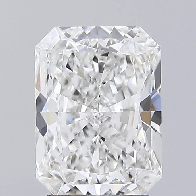 2.05ct Radiant Lab Grown Diamond (Colour E, Clarity VVS1, IGI Certified)