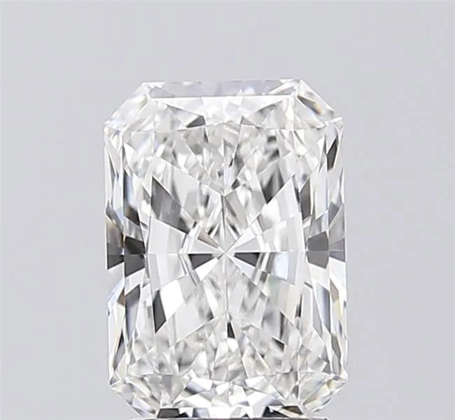 2.05ct Radiant Lab Grown Diamond (Colour E, Clarity VVS2, IGI Certified)