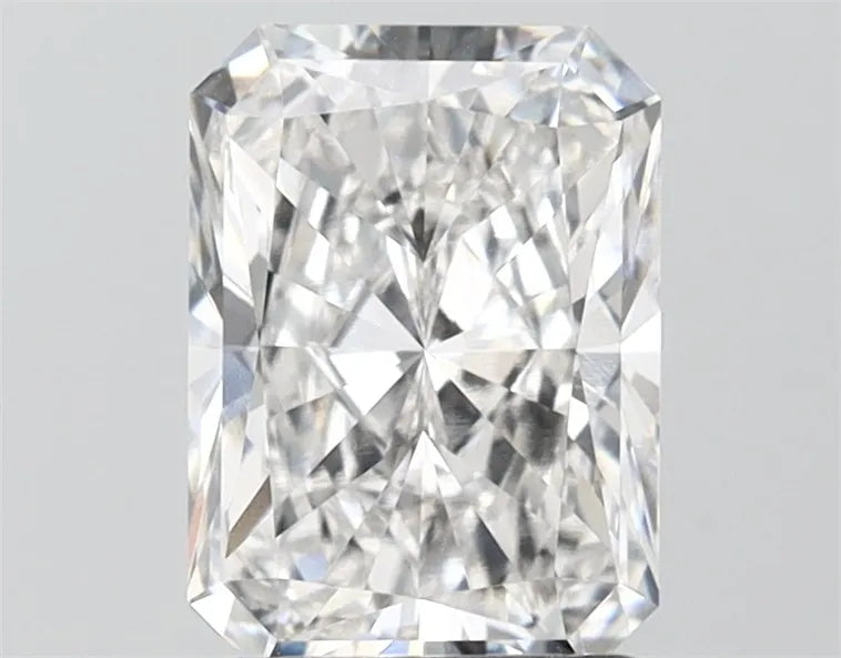 2.05ct Radiant Lab Grown Diamond (Colour F, Clarity VVS1, IGI Certified)