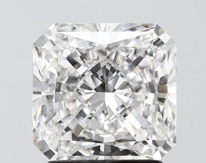2.05ct Square radiant Lab Grown Diamond (Colour F, Clarity VVS1, IGI Certified)