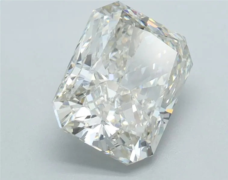 2.08ct Radiant Lab Grown Diamond (Colour I, Clarity VS1, IGI Certified)