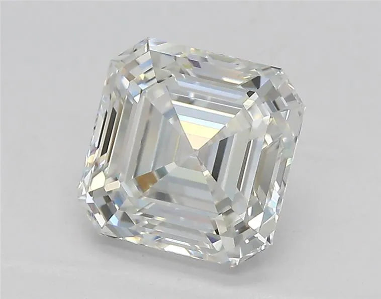2.08ct Square emerald Lab Grown Diamond (Colour E, Clarity VVS2, IGI Certified)