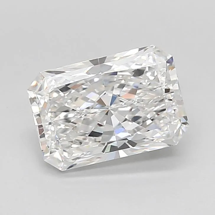 2.09ct Radiant Lab Grown Diamond (Colour D, Clarity VVS2, IGI Certified)